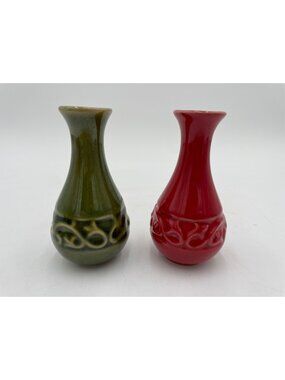 Elegant Expressions Mini Ceramic Vases Set Of 2 In Red & Green